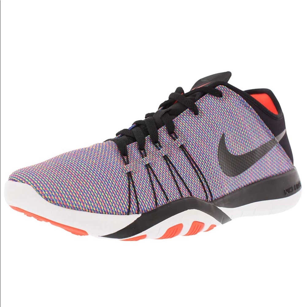 Nike tennis shoes. Free TR 6. Size 10